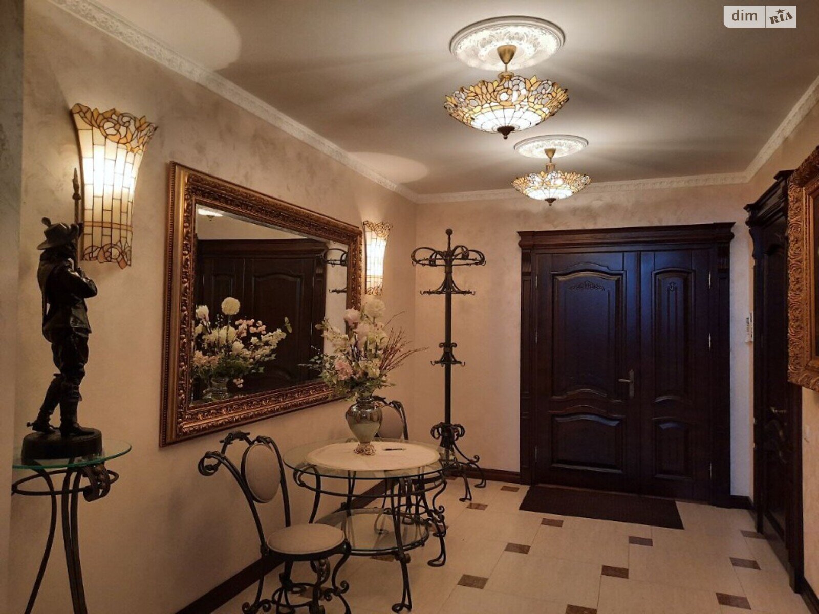 двоповерховий будинок з верандою, 355 кв. м, цегла. Продаж у Конопниці фото 1 двоповерховий будинок з верандою, 355 кв. м, цегла. Продаж у Конопниці фото 1