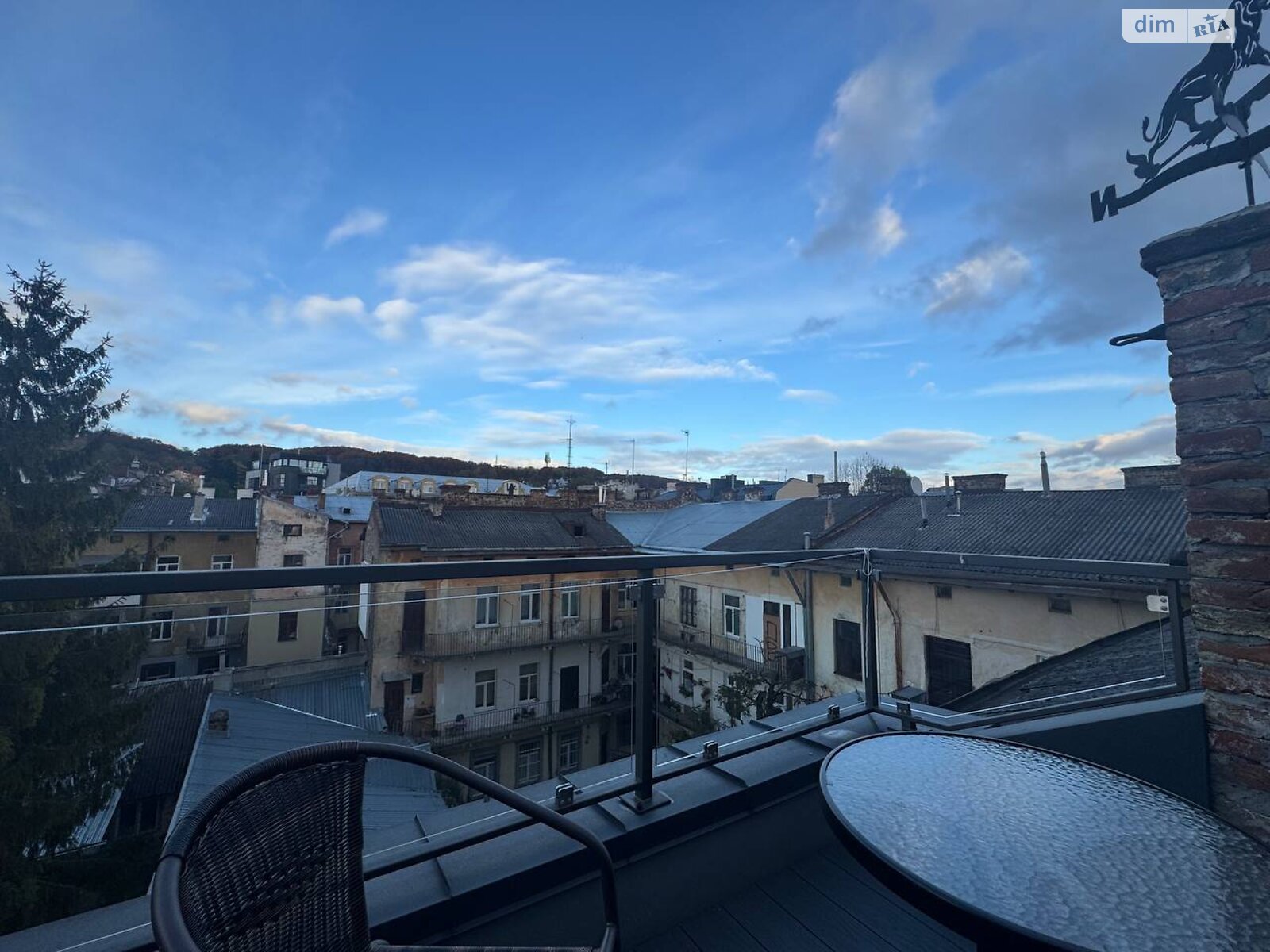 четырехэтажный дом с отоплением, 49.4 кв. м, кирпич. Продажа в Львове район Лычаков фото 1