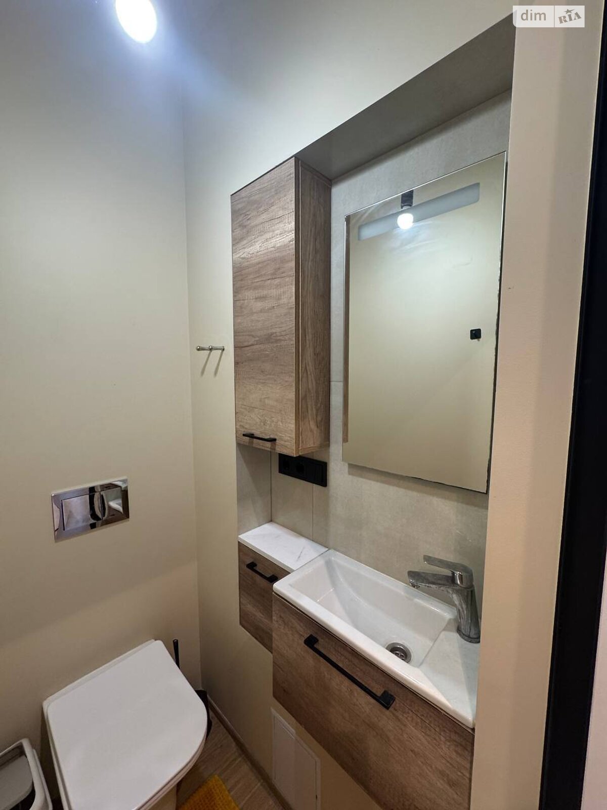 четырехэтажный дом с отоплением, 49.4 кв. м, кирпич. Продажа в Львове район Лычаков фото 1