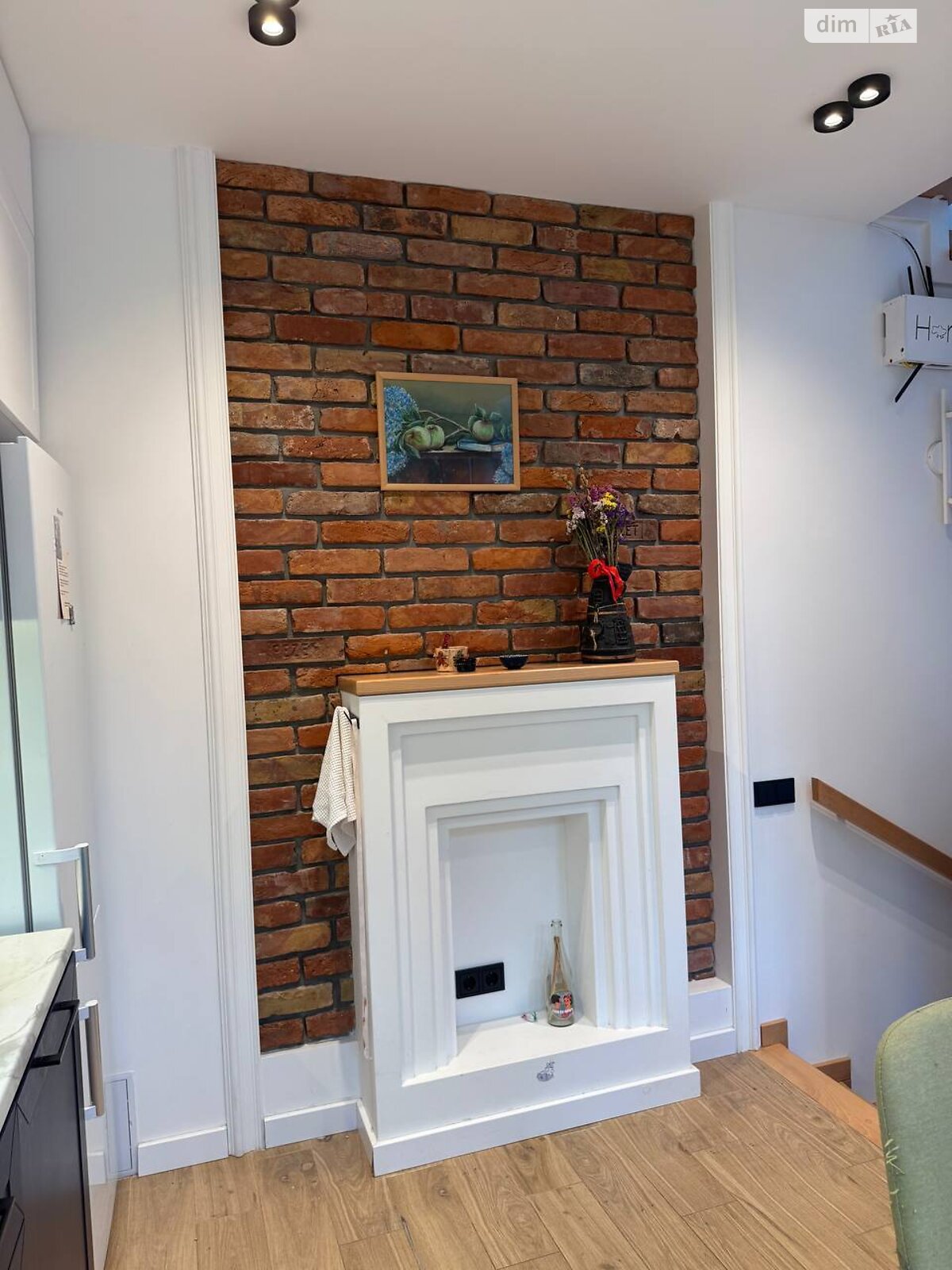 четырехэтажный дом с отоплением, 49.4 кв. м, кирпич. Продажа в Львове район Лычаков фото 1