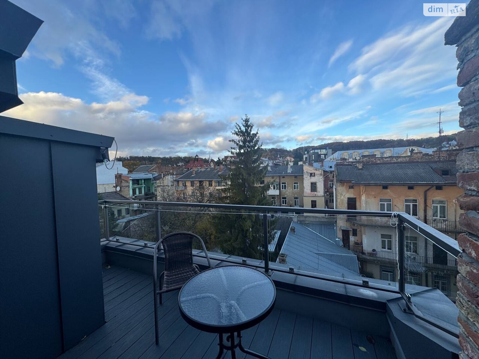 четырехэтажный дом с отоплением, 49.4 кв. м, кирпич. Продажа в Львове район Лычаков фото 1