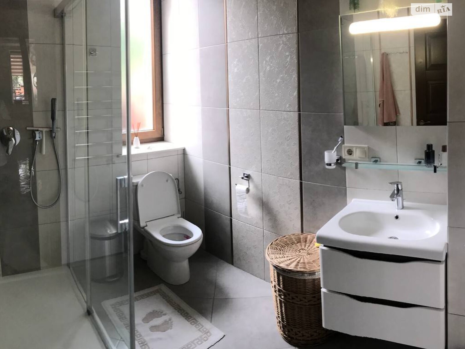 двоповерховий будинок з гаражем, 212 кв. м, кирпич. Продаж в Львові, район Личаківський фото 1 двоповерховий будинок з гаражем, 212 кв. м, кирпич. Продаж в Львові, район Личаківський фото 1