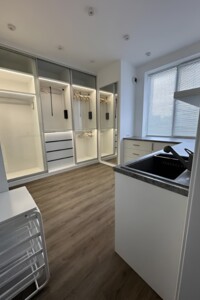 двухэтажный дом с отоплением, 205 кв. м, кирпич. Продажа в Львове район Лычаковский фото 2