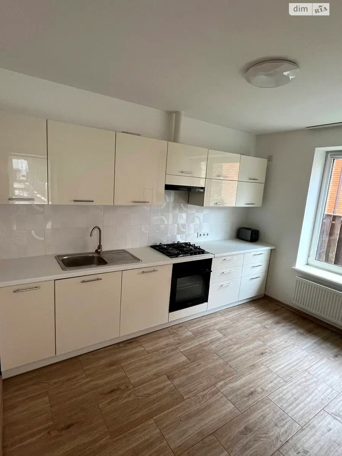 триповерховий будинок з опаленням, 476 кв. м, цегла. Продаж в Львові, район Личаківський фото 1