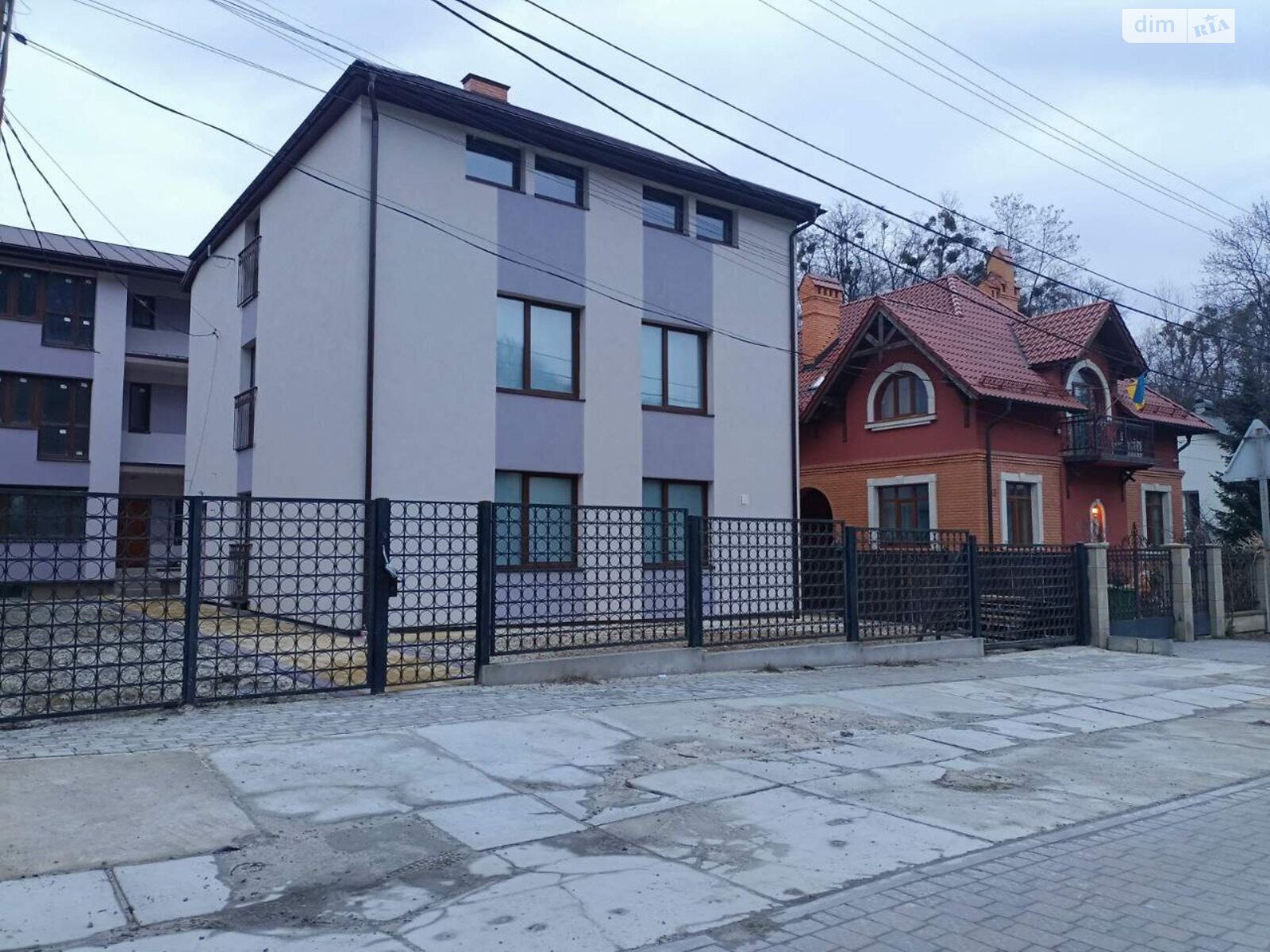 триповерховий будинок з опаленням, 476 кв. м, цегла. Продаж в Львові, район Личаківський фото 1
