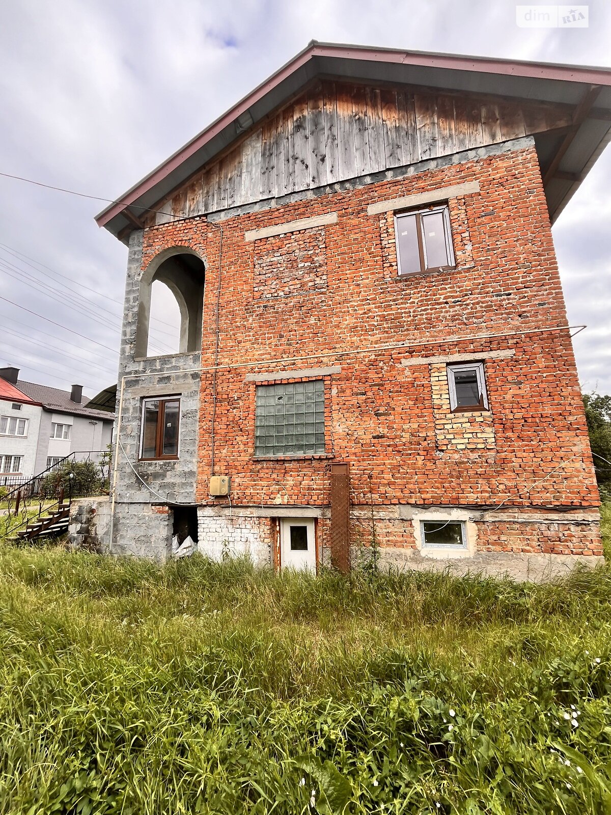 двухэтажный дом, 180 кв. м, кирпич. Продажа в Львове район Лычаковский фото 1 двухэтажный дом, 180 кв. м, кирпич. Продажа в Львове район Лычаковский фото 1