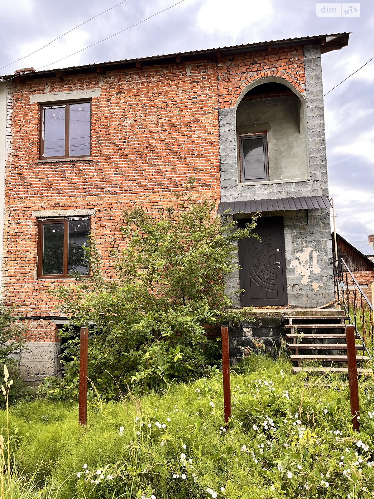 двухэтажный дом, 180 кв. м, кирпич. Продажа в Львове район Лычаковский фото 1 двухэтажный дом, 180 кв. м, кирпич. Продажа в Львове район Лычаковский фото 1