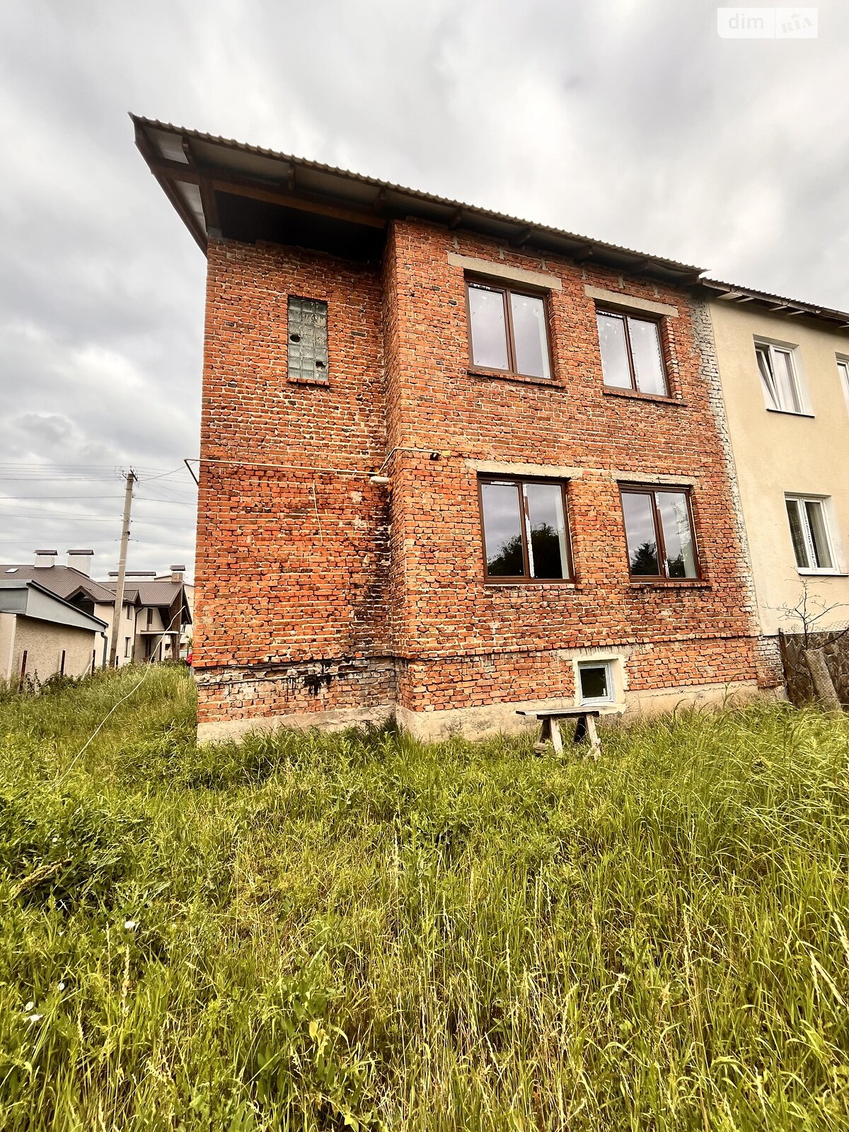 двухэтажный дом, 180 кв. м, кирпич. Продажа в Львове район Лычаковский фото 1 двухэтажный дом, 180 кв. м, кирпич. Продажа в Львове район Лычаковский фото 1