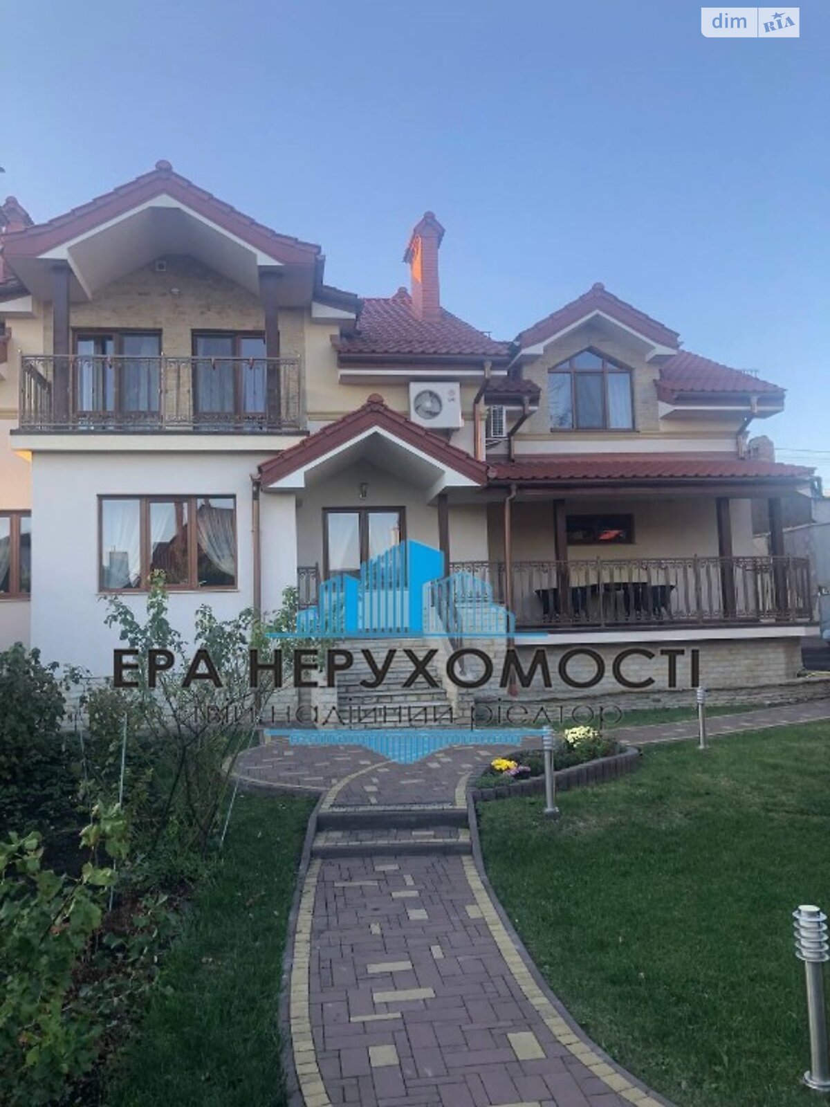 двухэтажный дом, 250 кв. м, кирпич. Продажа в Львове район Лычаковский фото 1