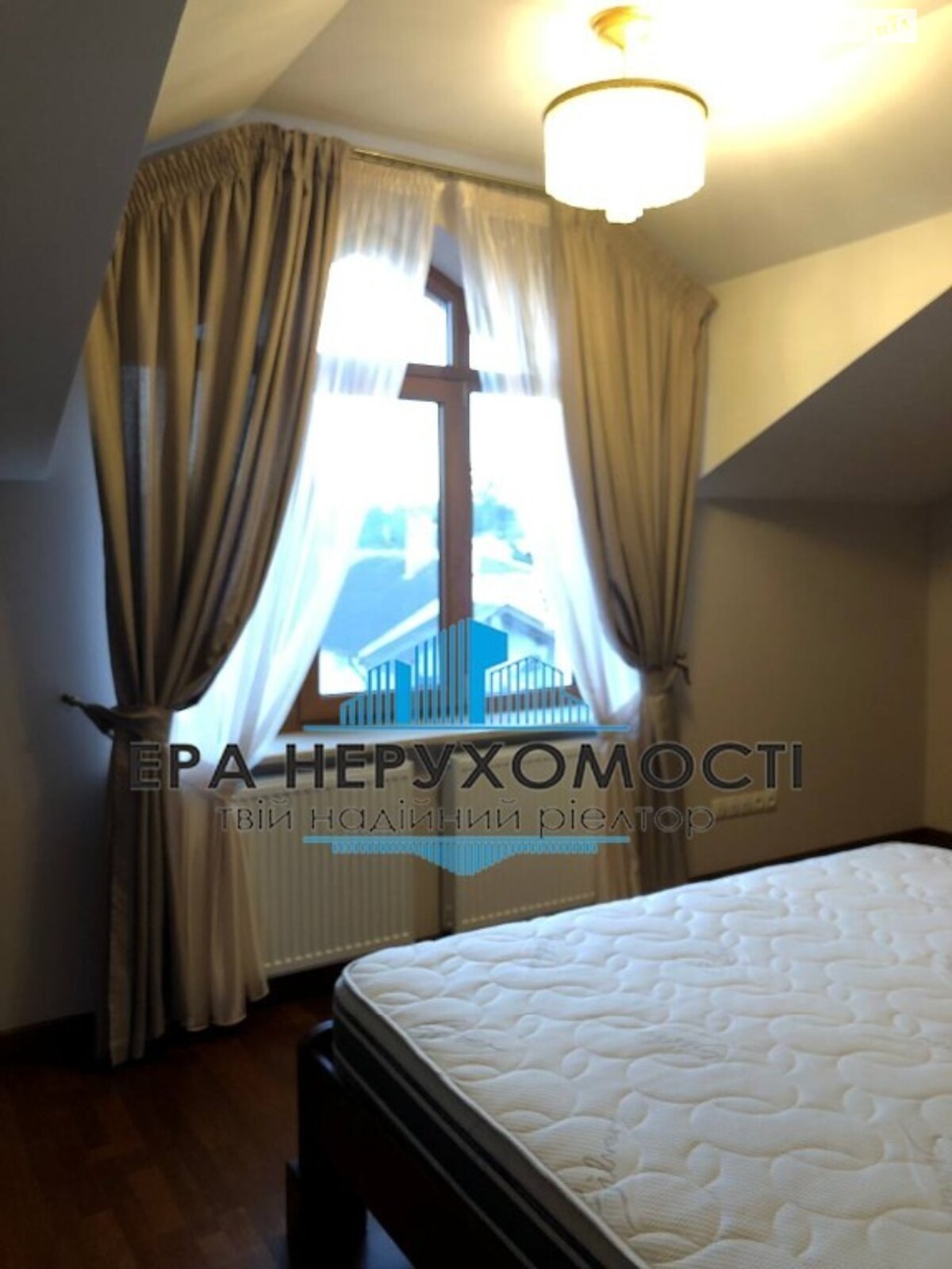 двухэтажный дом, 250 кв. м, кирпич. Продажа в Львове район Лычаковский фото 1