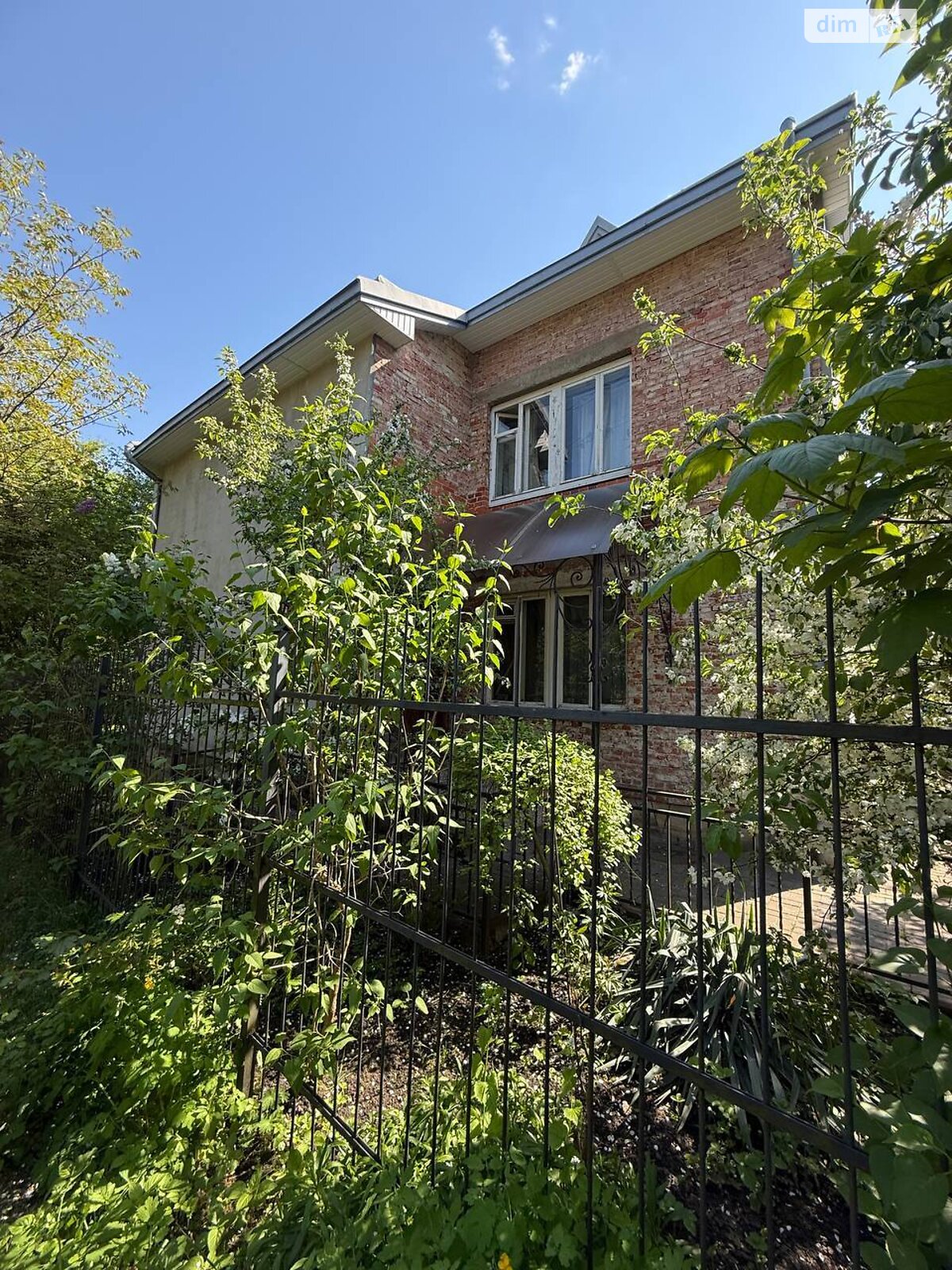 триповерховий будинок з балконом, 218 кв. м, цегла. Продаж в Львові, район Новий Львів фото 1 триповерховий будинок з балконом, 218 кв. м, цегла. Продаж в Львові, район Новий Львів фото 1
