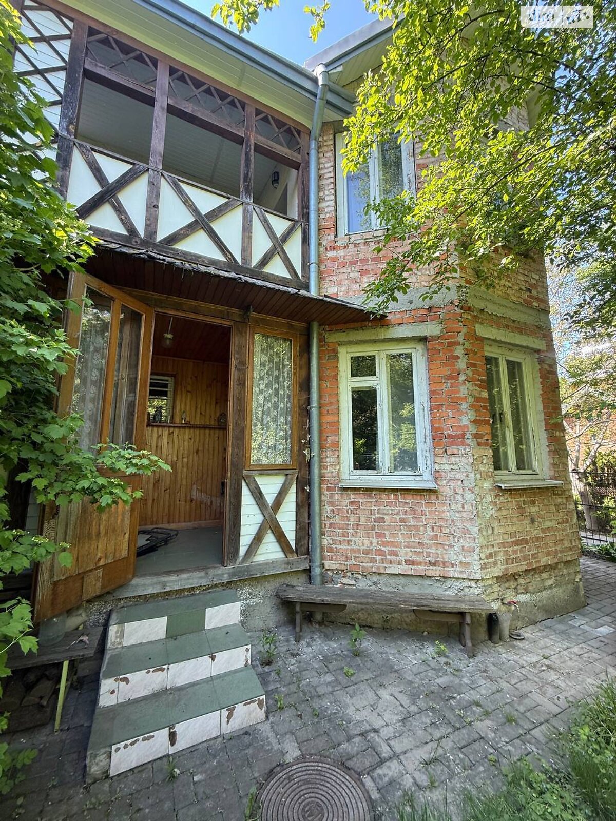 триповерховий будинок з балконом, 218 кв. м, цегла. Продаж в Львові, район Новий Львів фото 1 триповерховий будинок з балконом, 218 кв. м, цегла. Продаж в Львові, район Новий Львів фото 1