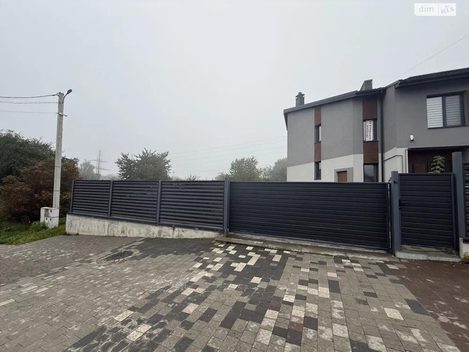 трехэтажный дом, 150 кв. м, цегла. Продажа в Львове фото 1 трехэтажный дом, 150 кв. м, цегла. Продажа в Львове фото 1