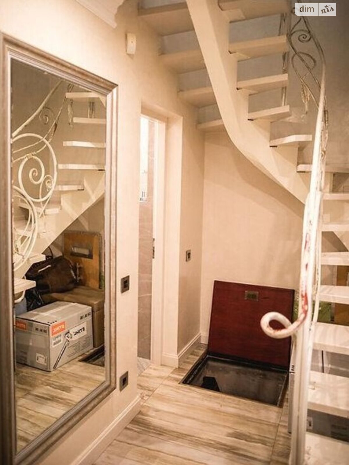 трехэтажный дом с балконом, 120 кв. м, кирпич. Продажа в Львове район Рясное фото 1 трехэтажный дом с балконом, 120 кв. м, кирпич. Продажа в Львове район Рясное фото 1