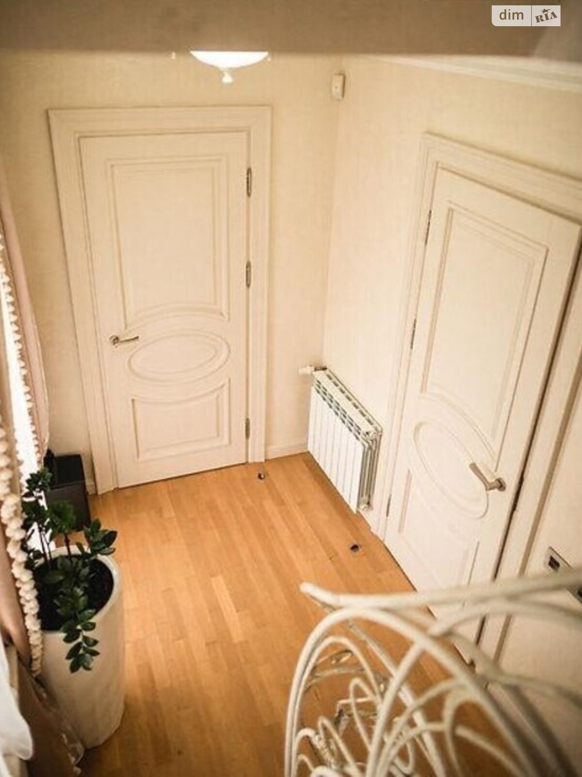 трехэтажный дом с балконом, 120 кв. м, кирпич. Продажа в Львове район Рясное фото 1 трехэтажный дом с балконом, 120 кв. м, кирпич. Продажа в Львове район Рясное фото 1