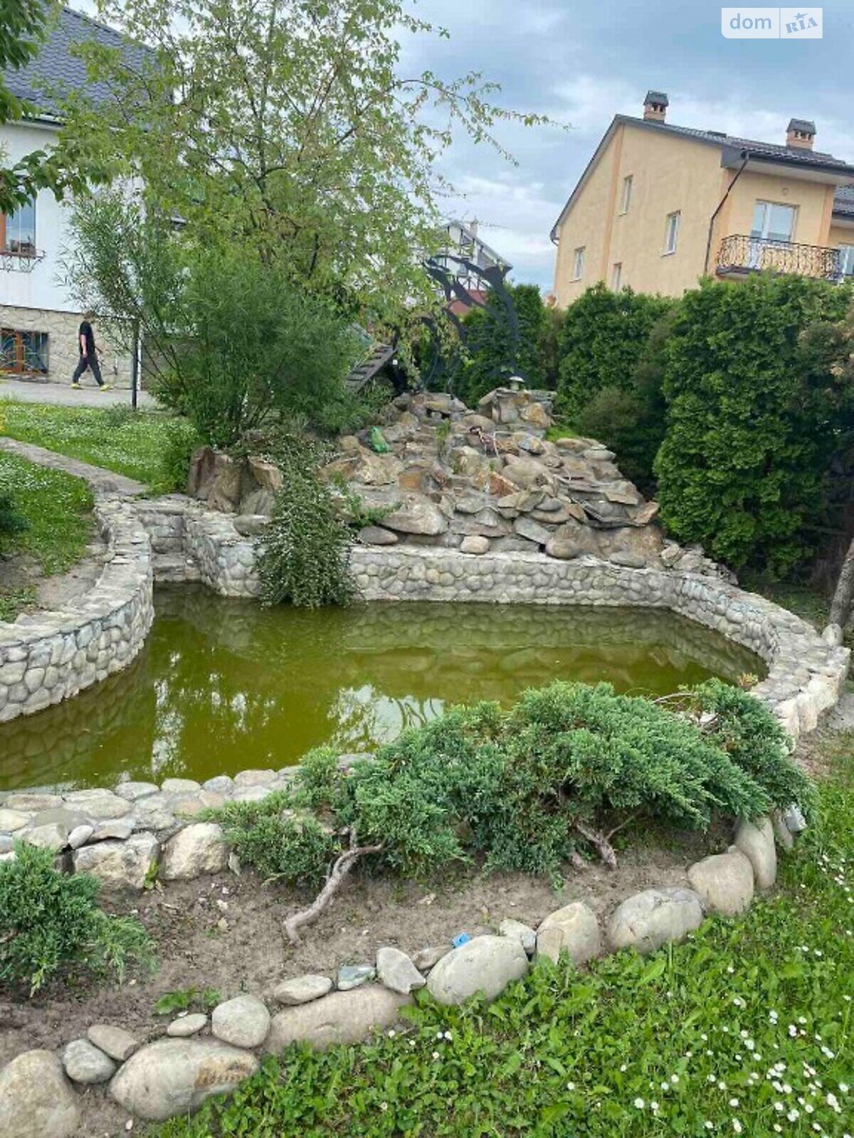 триповерховий будинок з верандою, 365 кв. м, цегла. Продаж в Львові, район Шевченківський фото 1 триповерховий будинок з верандою, 365 кв. м, цегла. Продаж в Львові, район Шевченківський фото 1