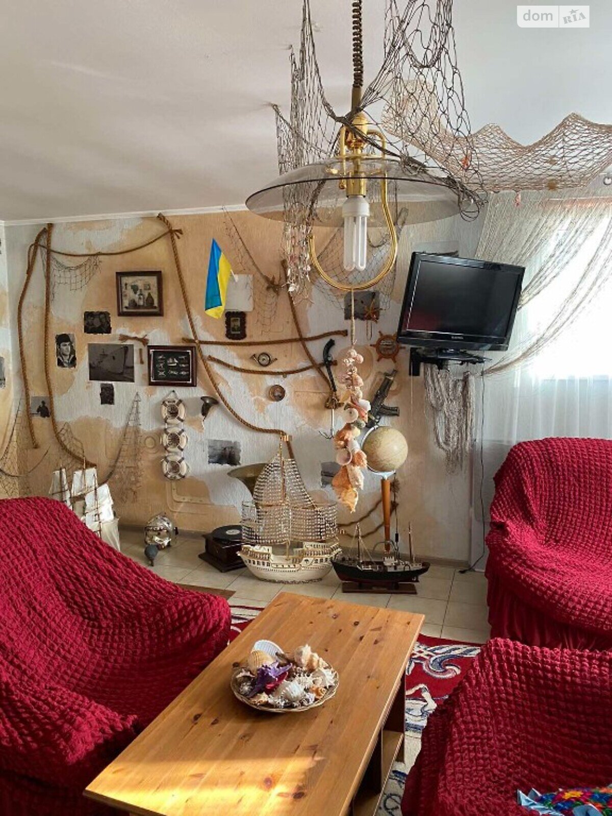 триповерховий будинок з верандою, 365 кв. м, цегла. Продаж в Львові, район Шевченківський фото 1 триповерховий будинок з верандою, 365 кв. м, цегла. Продаж в Львові, район Шевченківський фото 1