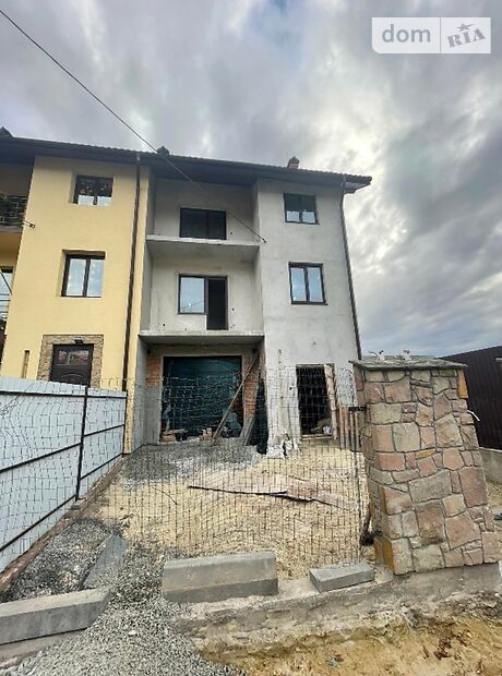 трехэтажный дом с гаражом, 220 кв. м, кирпич. Продажа в Львове район Шевченковский фото 1 трехэтажный дом с гаражом, 220 кв. м, кирпич. Продажа в Львове район Шевченковский фото 1