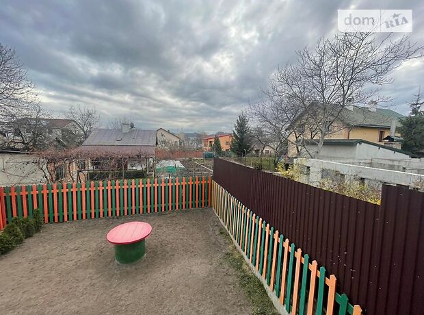 трехэтажный дом с гаражом, 220 кв. м, кирпич. Продажа в Львове район Шевченковский фото 1 трехэтажный дом с гаражом, 220 кв. м, кирпич. Продажа в Львове район Шевченковский фото 1