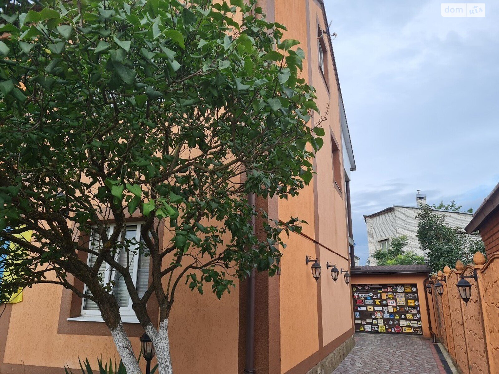 двухэтажный дом с балконом, 236 кв. м, кирпич. Продажа в Львове район Сигновка фото 1