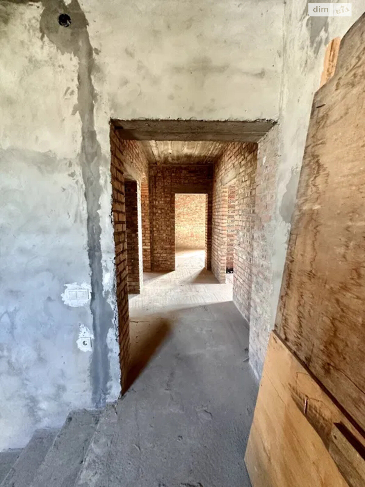 четырехэтажный дом, 433 кв. м, кирпич. Продажа в Львове район Сигновка фото 1