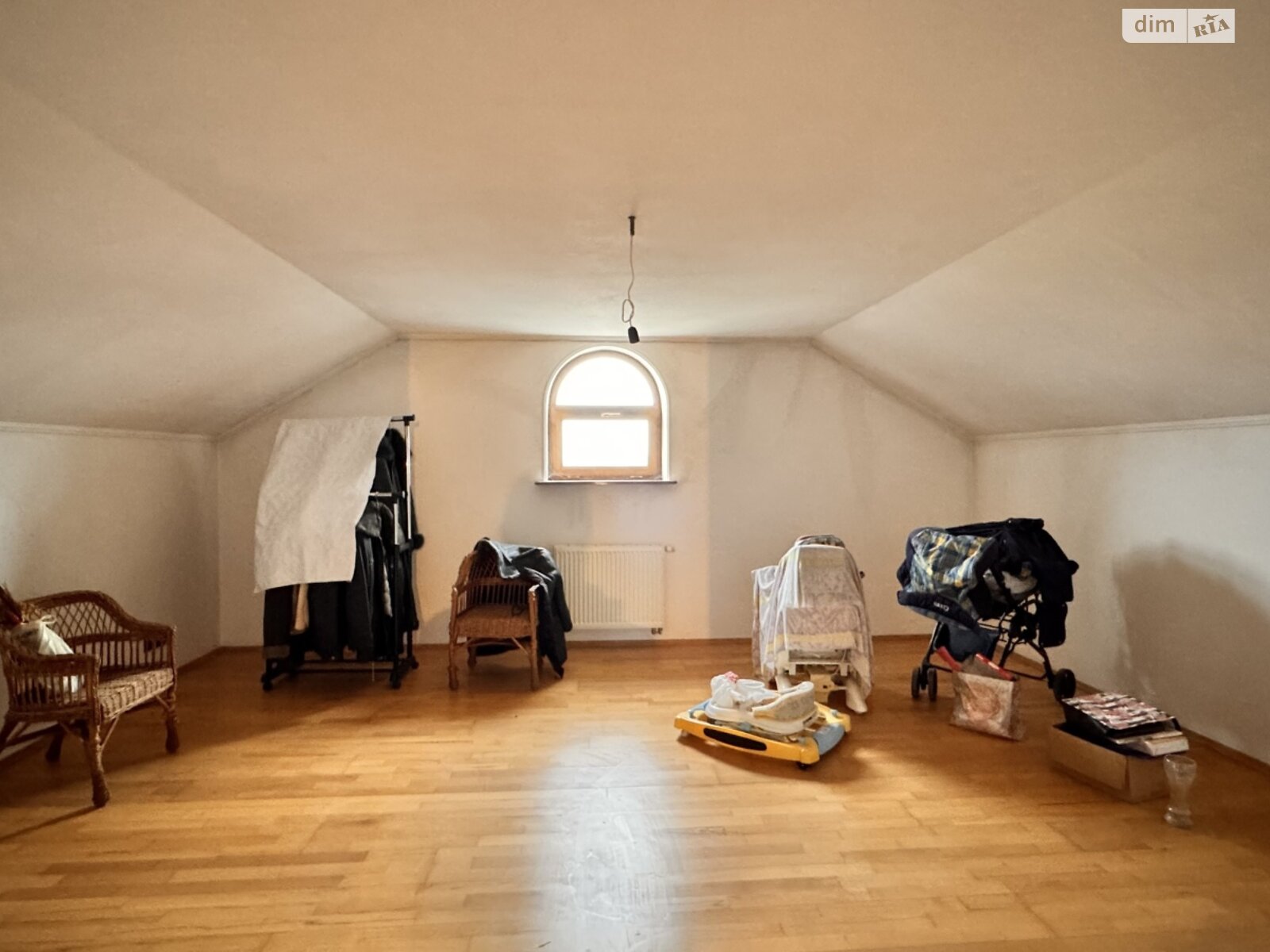 трехэтажный дом с верандой, 462 кв. м, кирпич. Продажа в Львове район Сыховский фото 1