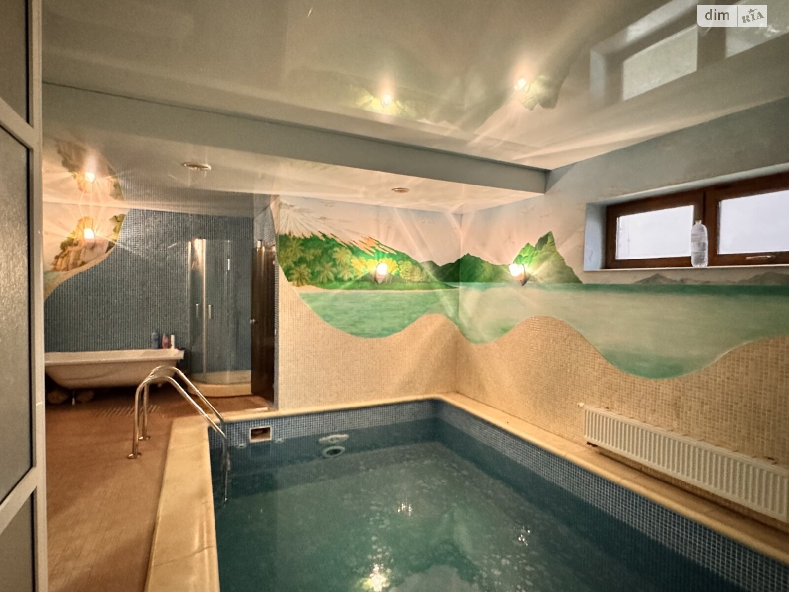 трехэтажный дом с верандой, 462 кв. м, кирпич. Продажа в Львове район Сыховский фото 1