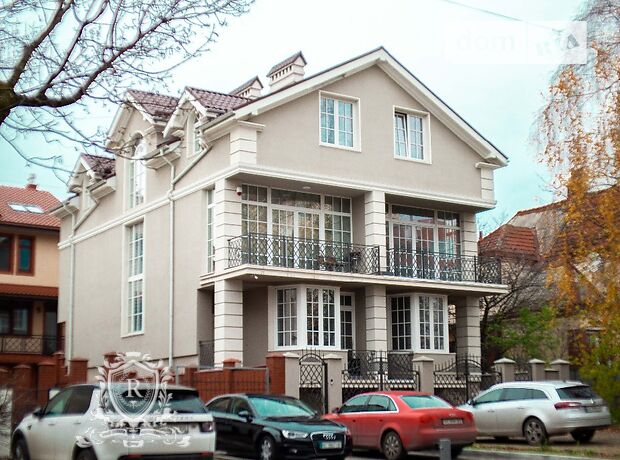 трехэтажный дом с террасой, 250 кв. м, кирпич. Продажа в Львове район Сыховский фото 1 трехэтажный дом с террасой, 250 кв. м, кирпич. Продажа в Львове район Сыховский фото 1