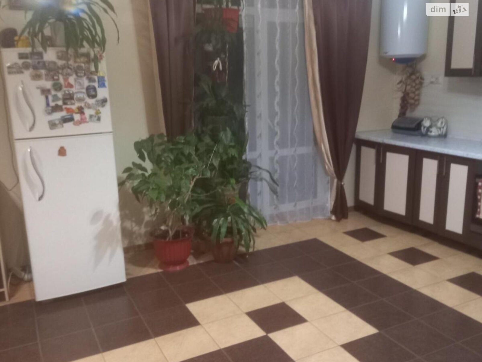 двухэтажный дом с гаражом, 130.4 кв. м, кирпич. Продажа в Львове район Центр фото 1 двухэтажный дом с гаражом, 130.4 кв. м, кирпич. Продажа в Львове район Центр фото 1