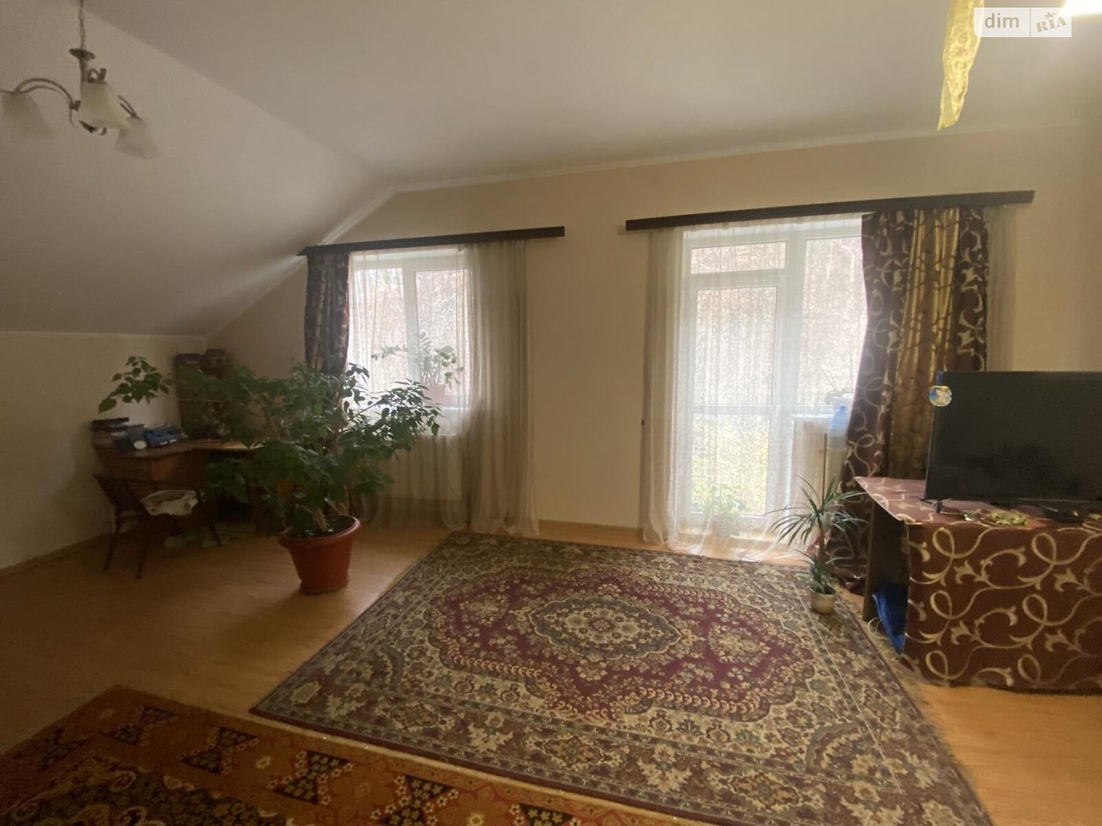 двухэтажный дом с гаражом, 130.4 кв. м, кирпич. Продажа в Львове район Центр фото 1 двухэтажный дом с гаражом, 130.4 кв. м, кирпич. Продажа в Львове район Центр фото 1