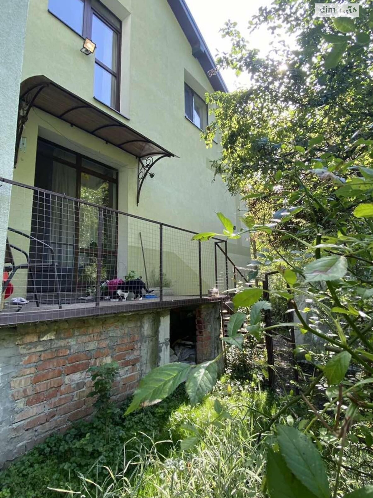 двухэтажный дом с гаражом, 130.4 кв. м, кирпич. Продажа в Львове район Центр фото 1 двухэтажный дом с гаражом, 130.4 кв. м, кирпич. Продажа в Львове район Центр фото 1