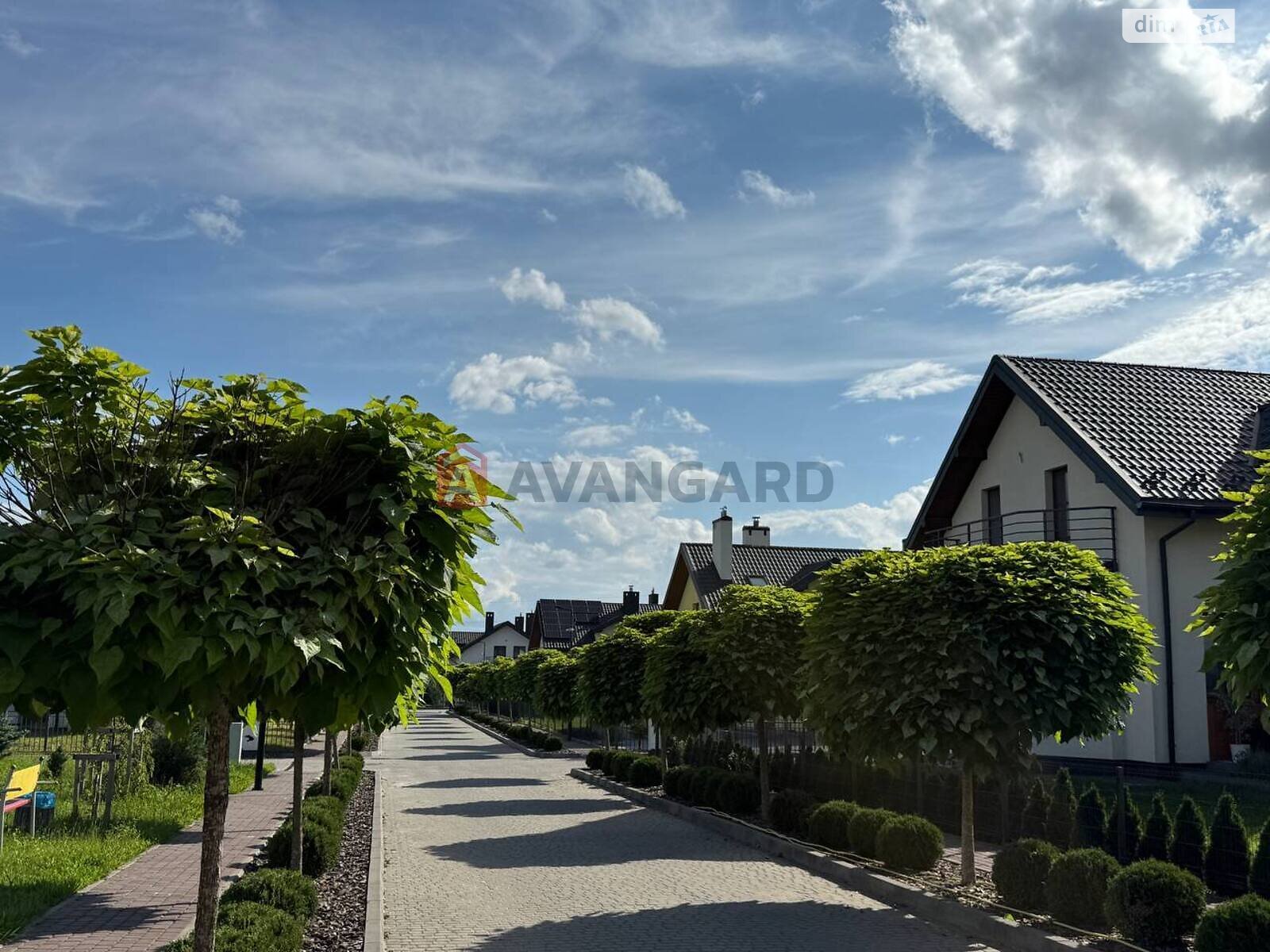 двухэтажный дом, 165 кв. м, кирпич. Продажа в Львове фото 1 двухэтажный дом, 165 кв. м, кирпич. Продажа в Львове фото 1