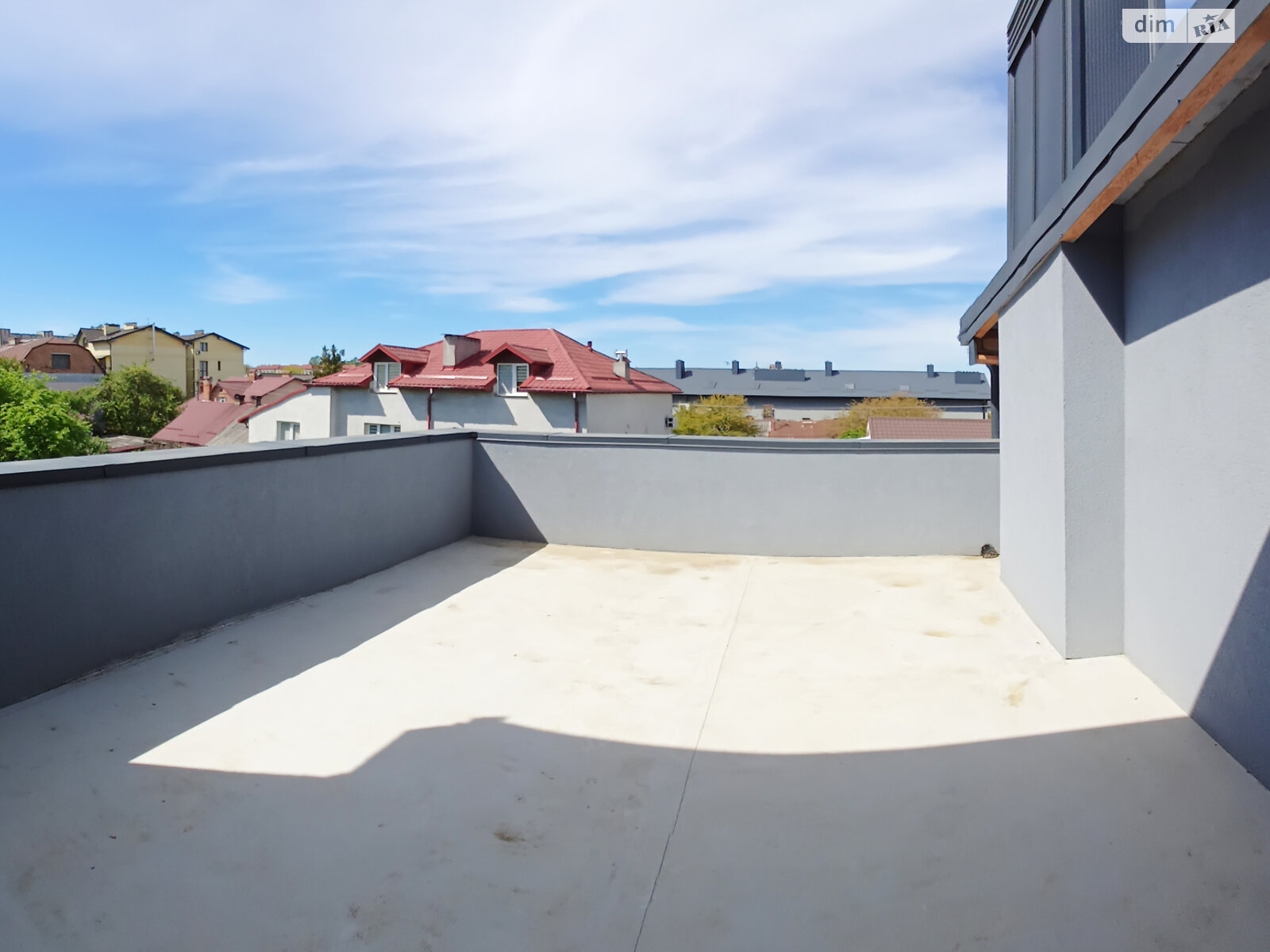 триповерховий будинок, 525 кв. м, газобетон. Продаж в Львові, район Залізничний фото 1 триповерховий будинок, 525 кв. м, газобетон. Продаж в Львові, район Залізничний фото 1