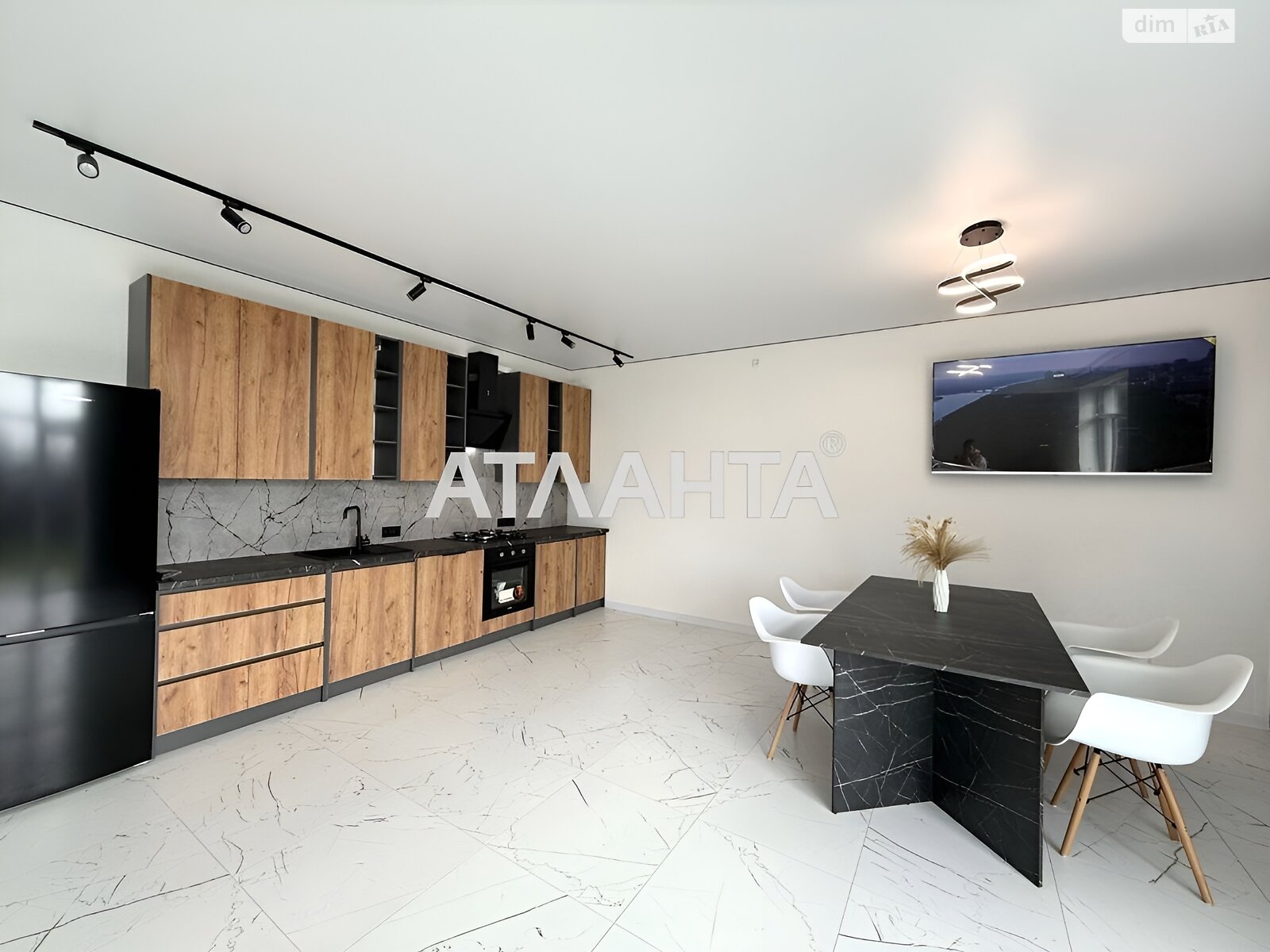 двухэтажный дом беседка, 220 кв. м, газобетон. Продажа в Лысогоре фото 1 двухэтажный дом беседка, 220 кв. м, газобетон. Продажа в Лысогоре фото 1
