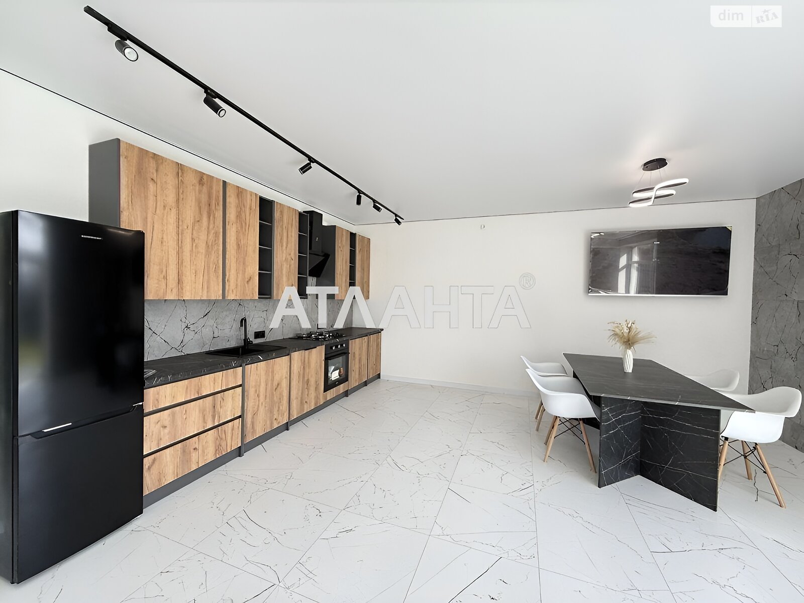 двухэтажный дом беседка, 220 кв. м, газобетон. Продажа в Лысогоре фото 1 двухэтажный дом беседка, 220 кв. м, газобетон. Продажа в Лысогоре фото 1
