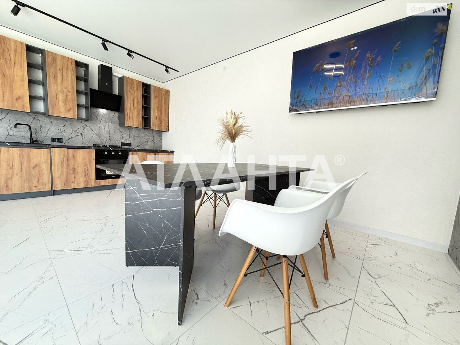 двухэтажный дом беседка, 220 кв. м, газобетон. Продажа в Лысогоре фото 1 двухэтажный дом беседка, 220 кв. м, газобетон. Продажа в Лысогоре фото 1