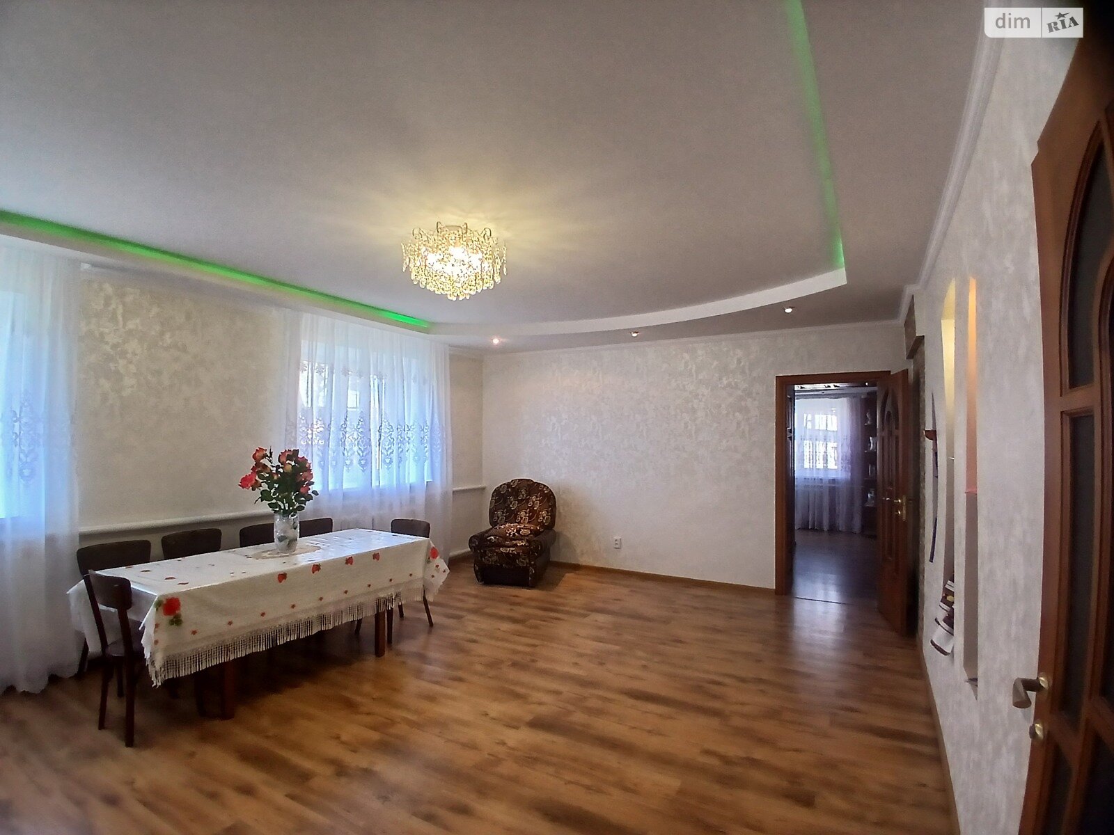 одноэтажный дом с ремонтом, 150 кв. м, кирпич. Продажа в Лысогоре фото 1 одноэтажный дом с ремонтом, 150 кв. м, кирпич. Продажа в Лысогоре фото 1