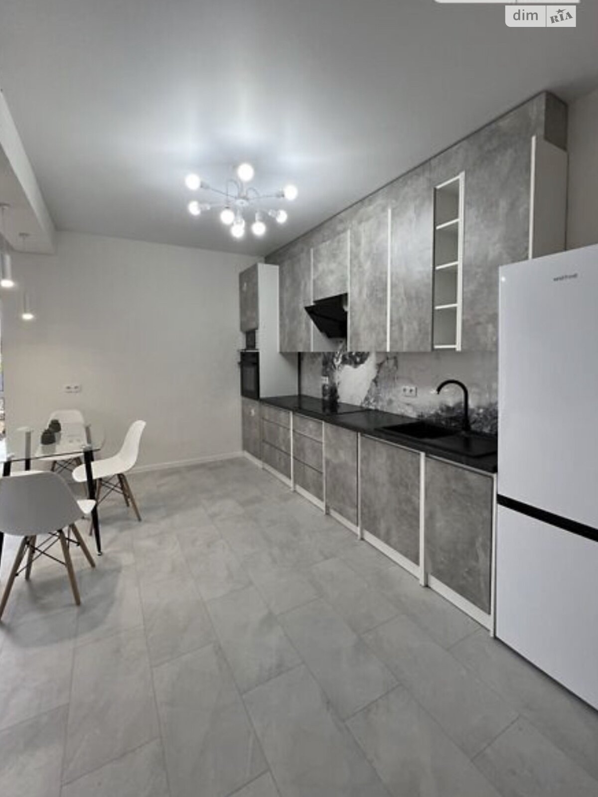 двоповерховий будинок з гаражем, 200 кв. м, цегла. Продаж у Лисогорі фото 1