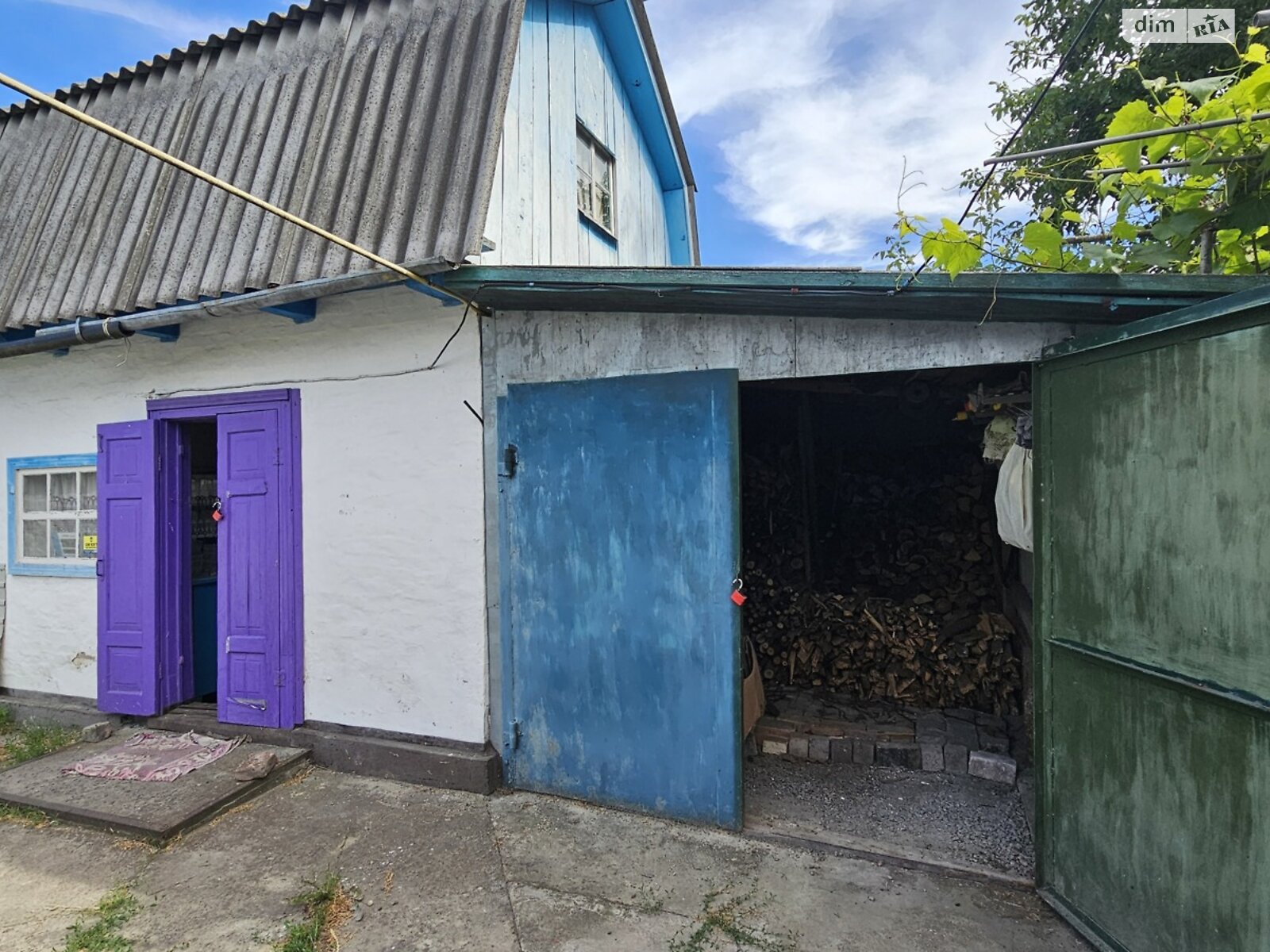 одноповерховий будинок з гаражем, 48.4 кв. м, дерево та цегла. Продаж у Гострій Могилі фото 1