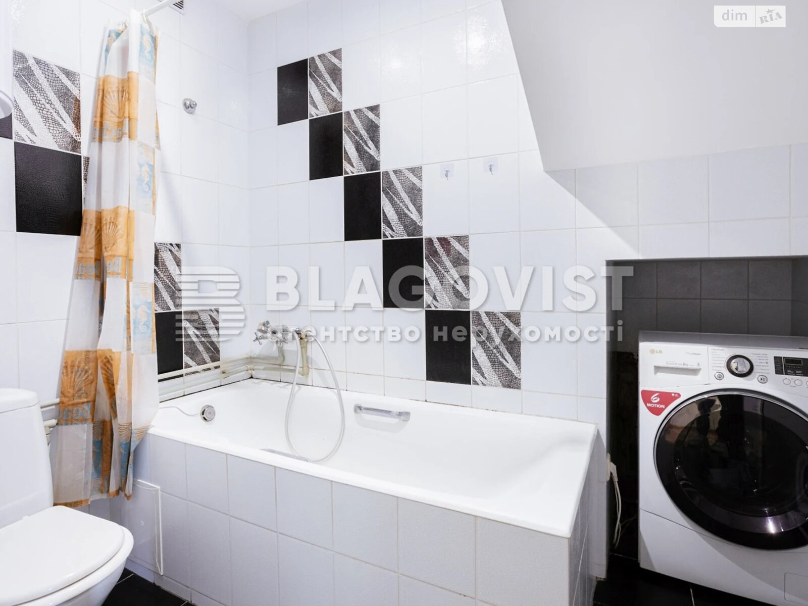 двухэтажный дом с гаражом, 212 кв. м, кирпич. Продажа в Любимовке фото 1 двухэтажный дом с гаражом, 212 кв. м, кирпич. Продажа в Любимовке фото 1