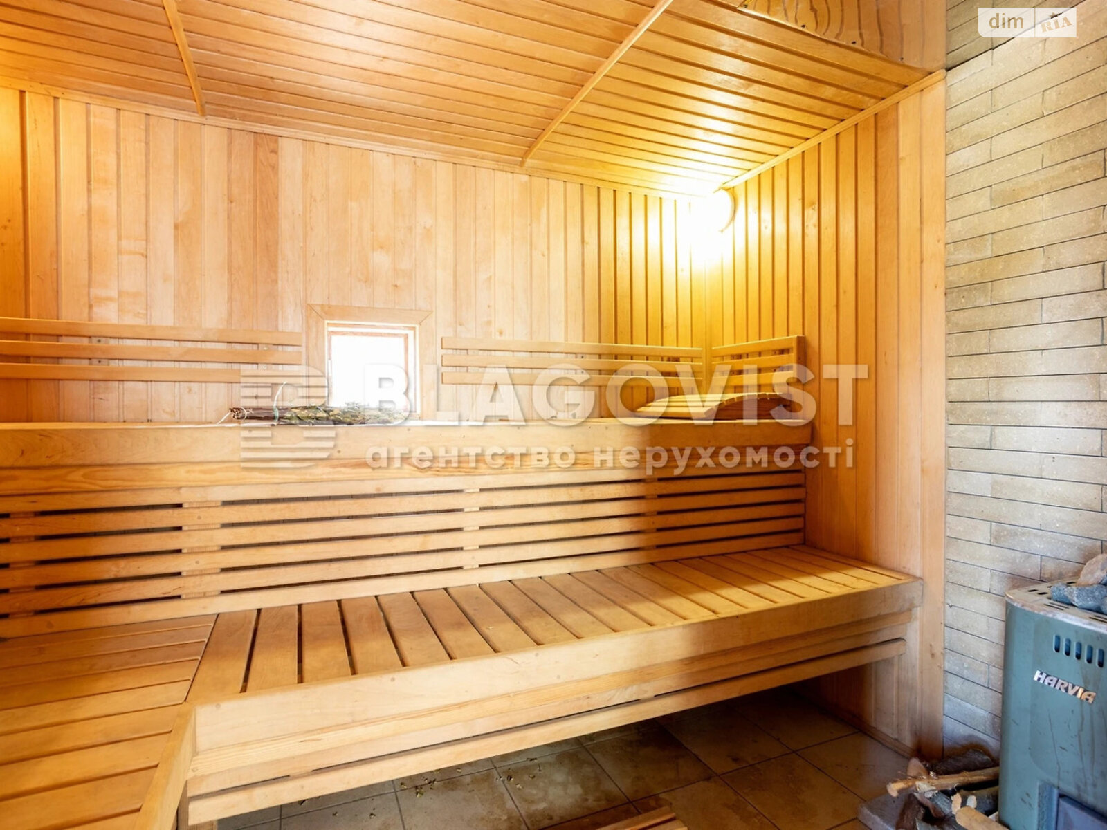 двухэтажный дом с гаражом, 212 кв. м, кирпич. Продажа в Любимовке фото 1 двухэтажный дом с гаражом, 212 кв. м, кирпич. Продажа в Любимовке фото 1