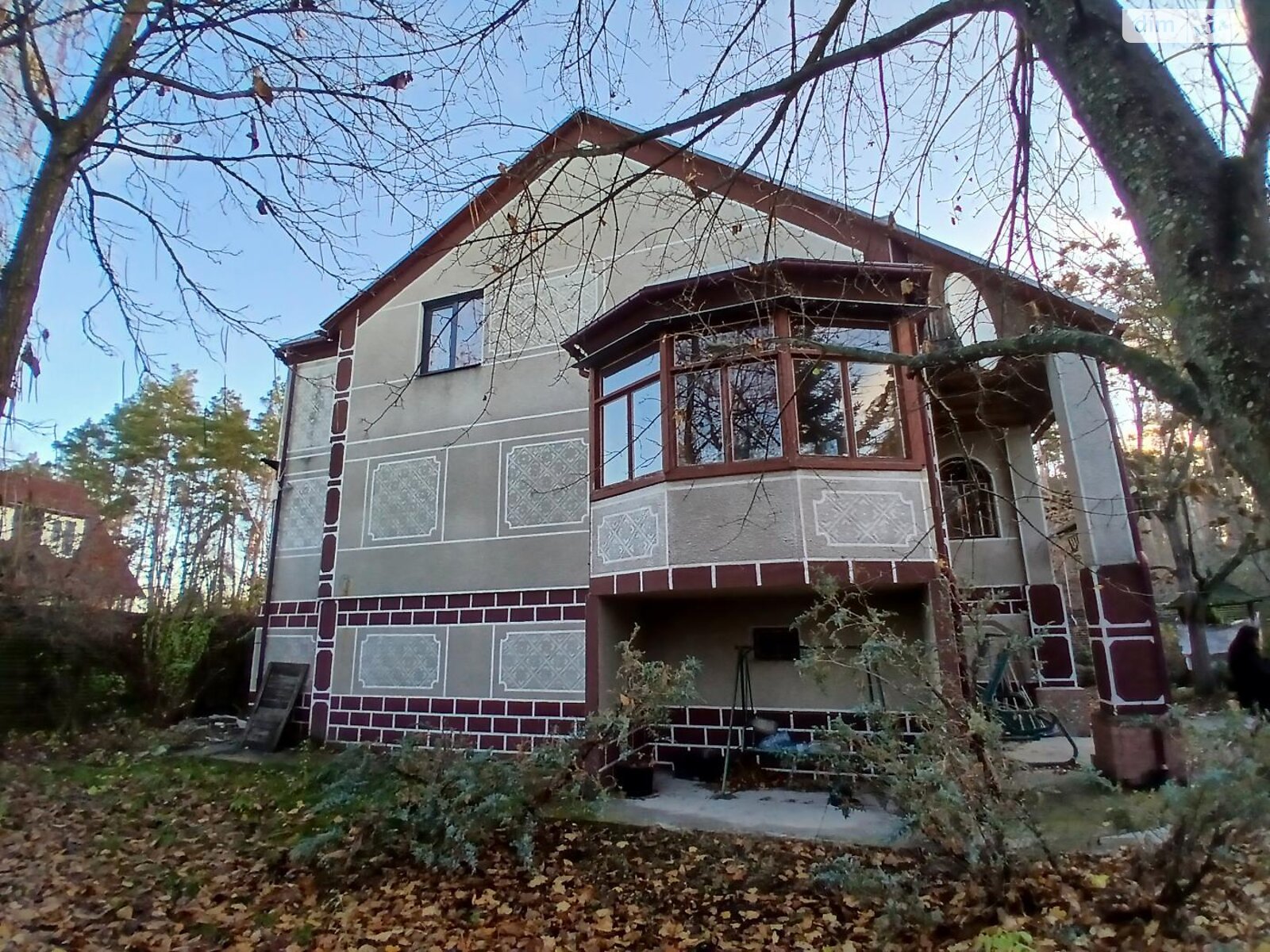 триповерховий будинок з ремонтом, 263.6 кв. м, цегла. Продаж у Бучі фото 1 триповерховий будинок з ремонтом, 263.6 кв. м, цегла. Продаж у Бучі фото 1