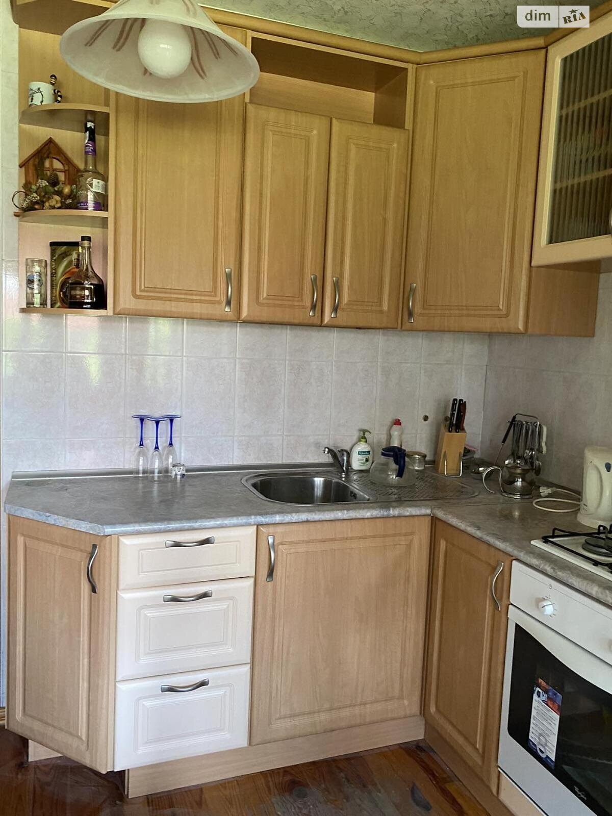 триповерховий будинок з ремонтом, 263.6 кв. м, цегла. Продаж у Бучі фото 1 триповерховий будинок з ремонтом, 263.6 кв. м, цегла. Продаж у Бучі фото 1