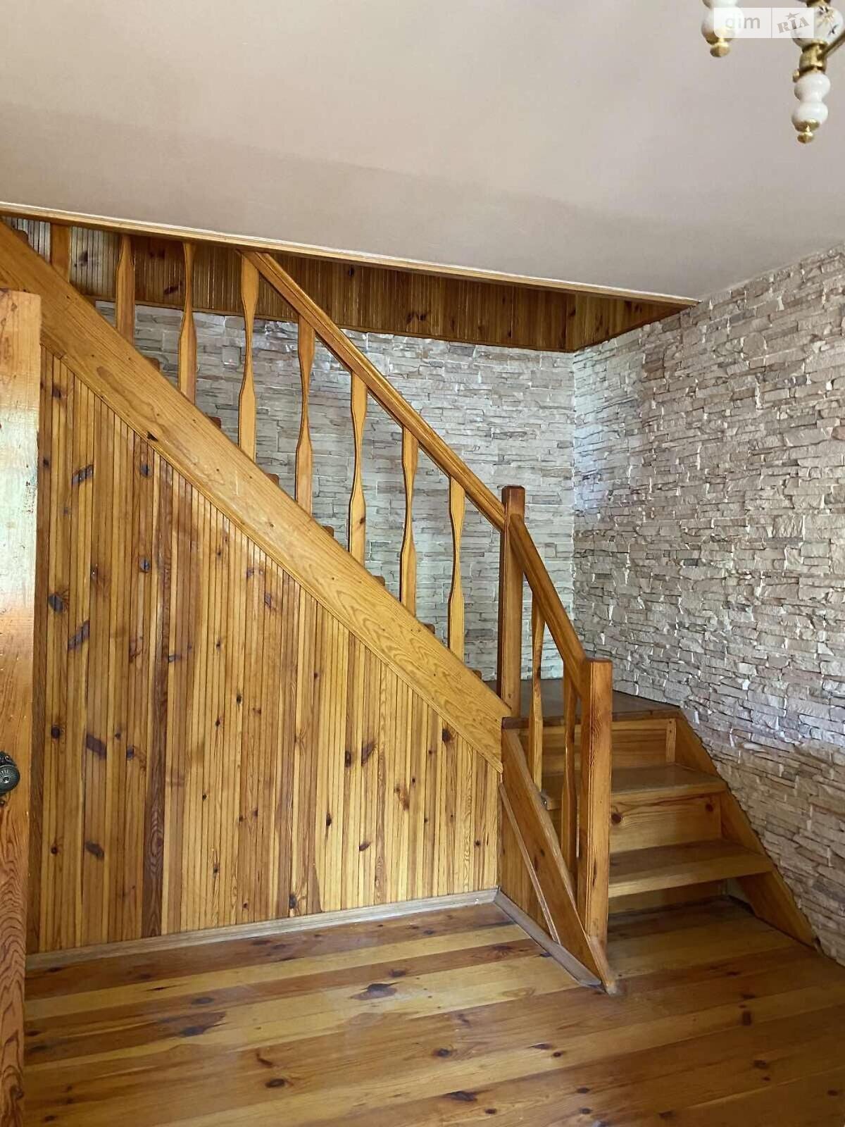 триповерховий будинок з ремонтом, 263.6 кв. м, цегла. Продаж у Бучі фото 1 триповерховий будинок з ремонтом, 263.6 кв. м, цегла. Продаж у Бучі фото 1