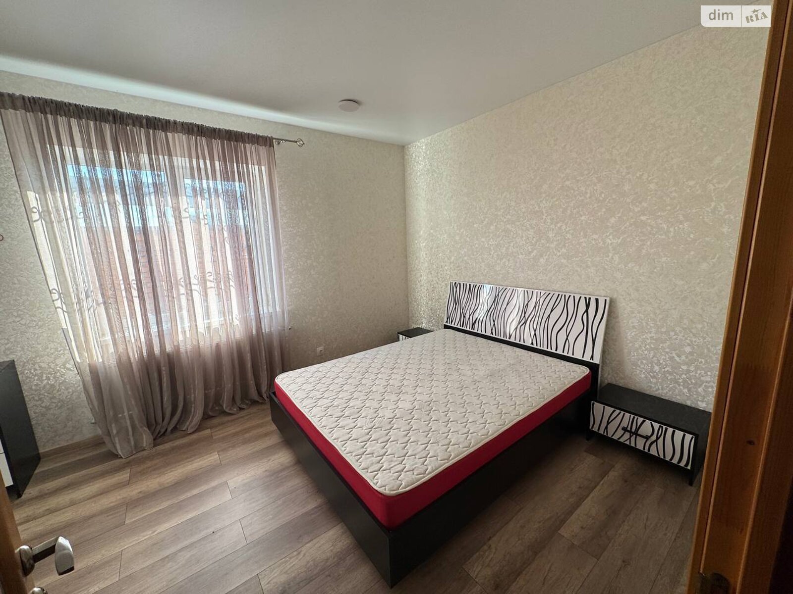 двухэтажный дом, 166.2 кв. м, кирпич. Продажа в Любимовке фото 1 двухэтажный дом, 166.2 кв. м, кирпич. Продажа в Любимовке фото 1