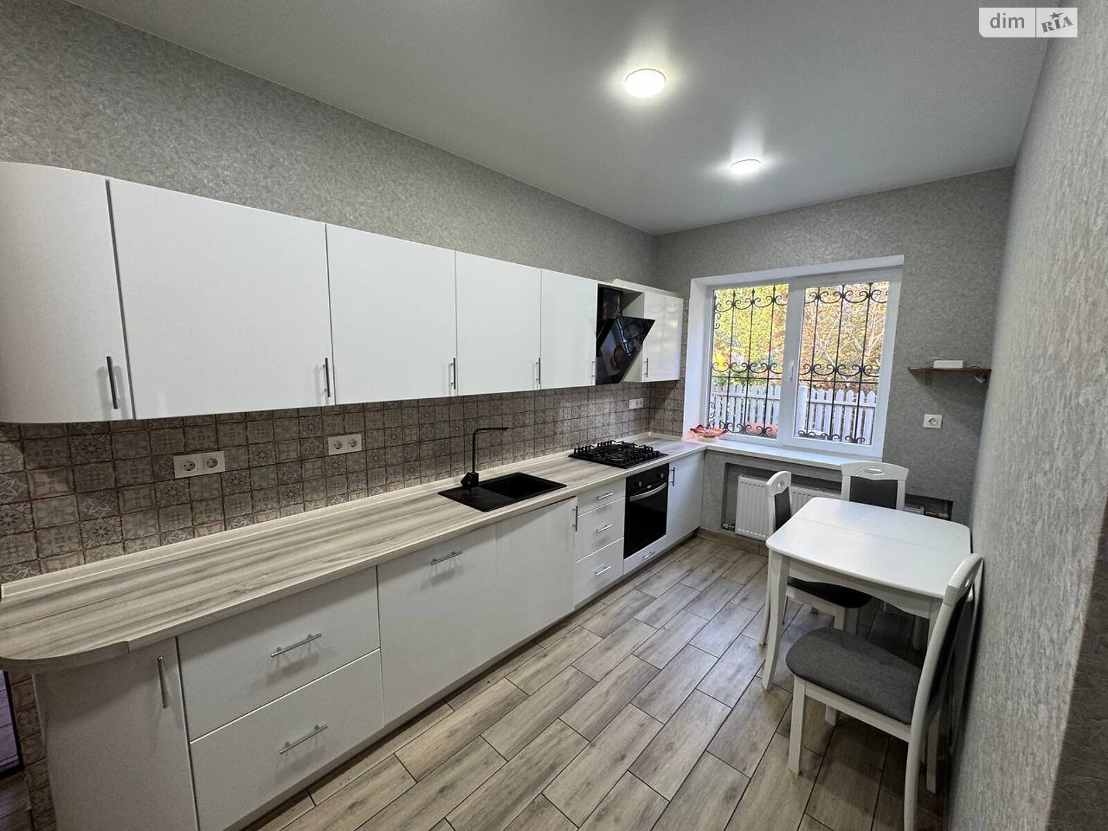 двухэтажный дом, 166.2 кв. м, кирпич. Продажа в Любимовке фото 1 двухэтажный дом, 166.2 кв. м, кирпич. Продажа в Любимовке фото 1