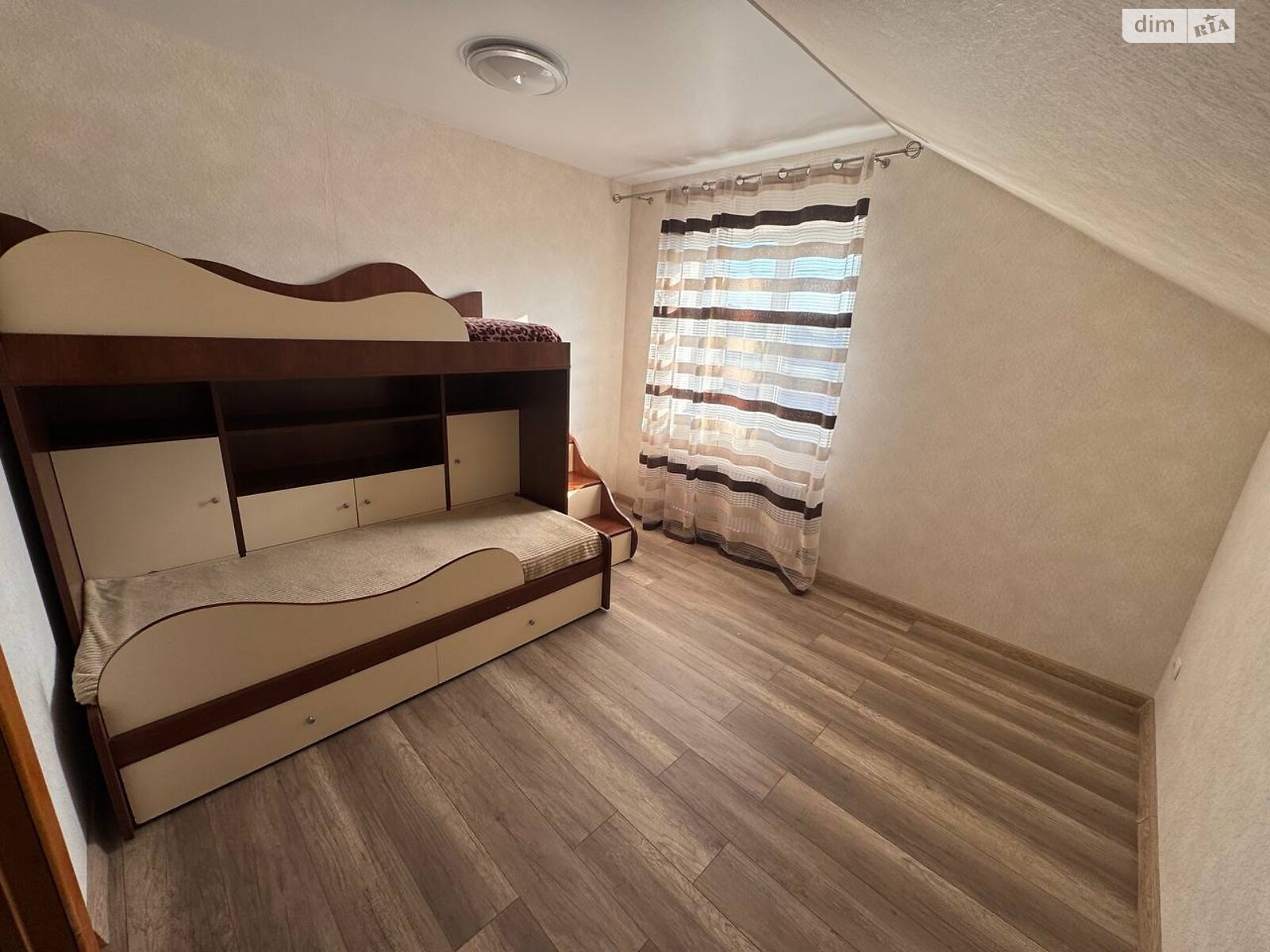 двухэтажный дом, 166.2 кв. м, кирпич. Продажа в Любимовке фото 1 двухэтажный дом, 166.2 кв. м, кирпич. Продажа в Любимовке фото 1