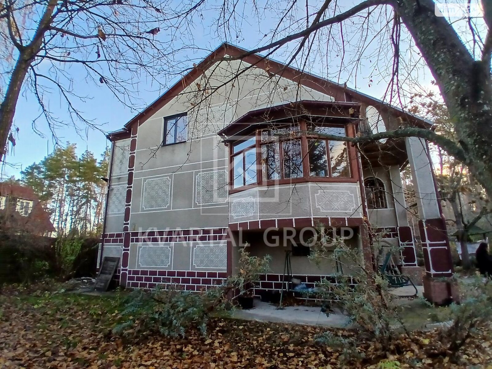 триповерховий будинок з ремонтом, 263.6 кв. м, цегла. Продаж у Бучі фото 1 триповерховий будинок з ремонтом, 263.6 кв. м, цегла. Продаж у Бучі фото 1