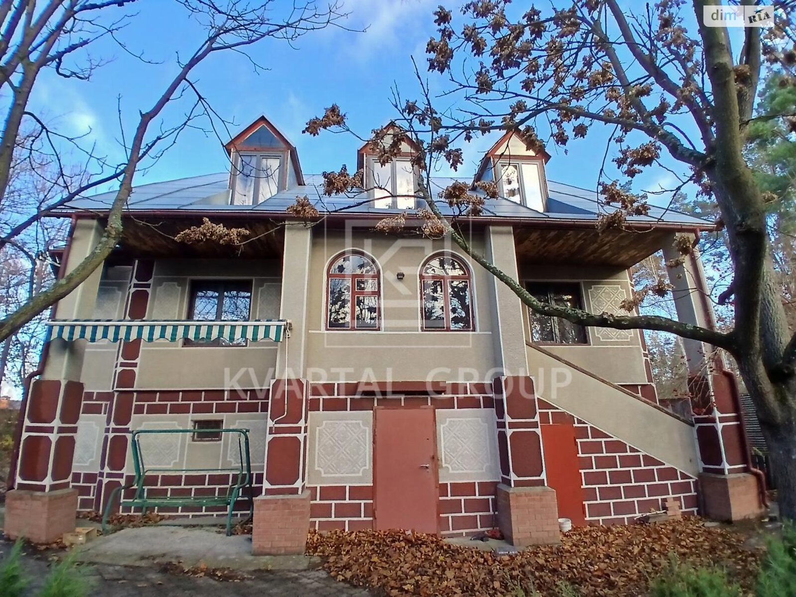 триповерховий будинок з ремонтом, 263.6 кв. м, цегла. Продаж у Бучі фото 1 триповерховий будинок з ремонтом, 263.6 кв. м, цегла. Продаж у Бучі фото 1