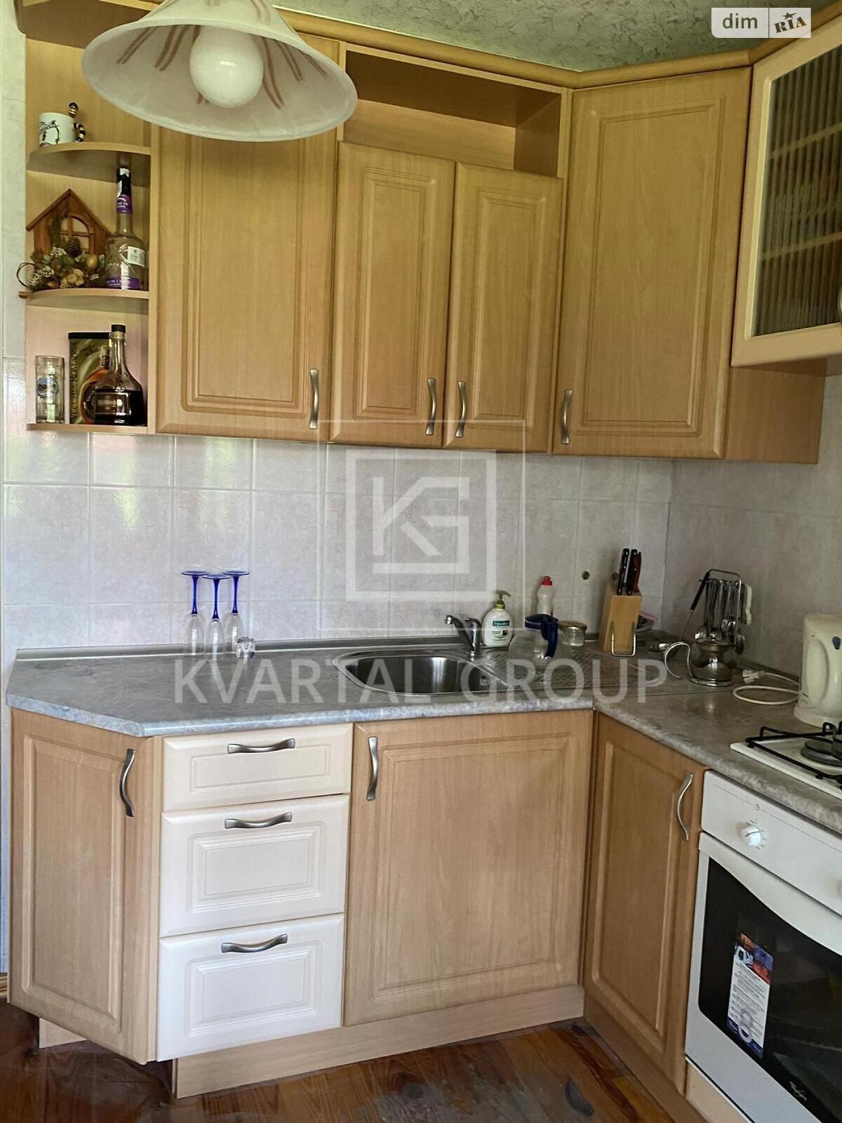 триповерховий будинок з ремонтом, 263.6 кв. м, цегла. Продаж у Бучі фото 1 триповерховий будинок з ремонтом, 263.6 кв. м, цегла. Продаж у Бучі фото 1